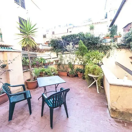 Apartment Central Quiet And Terrace