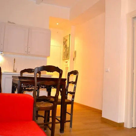 Apartment Central Quiet And Terrace Rome